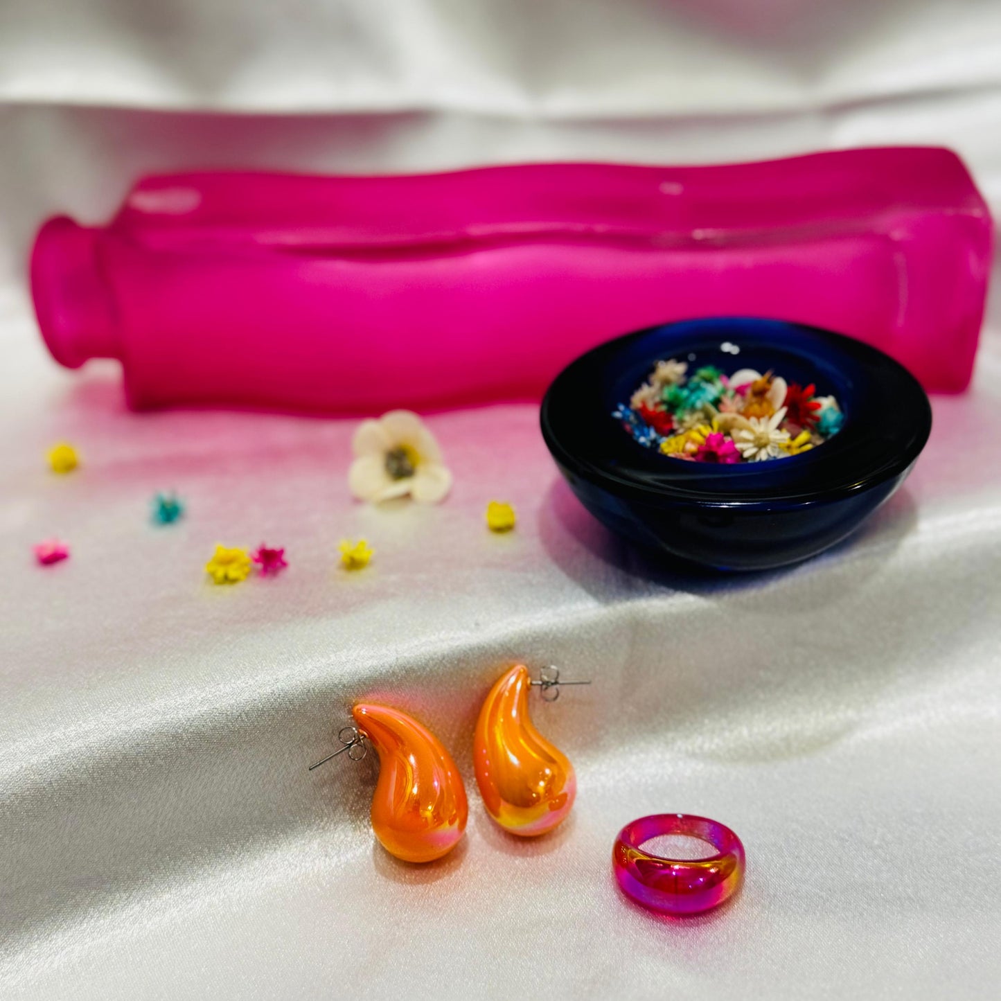 ACRYLIC EAR STUDS - AJES0001