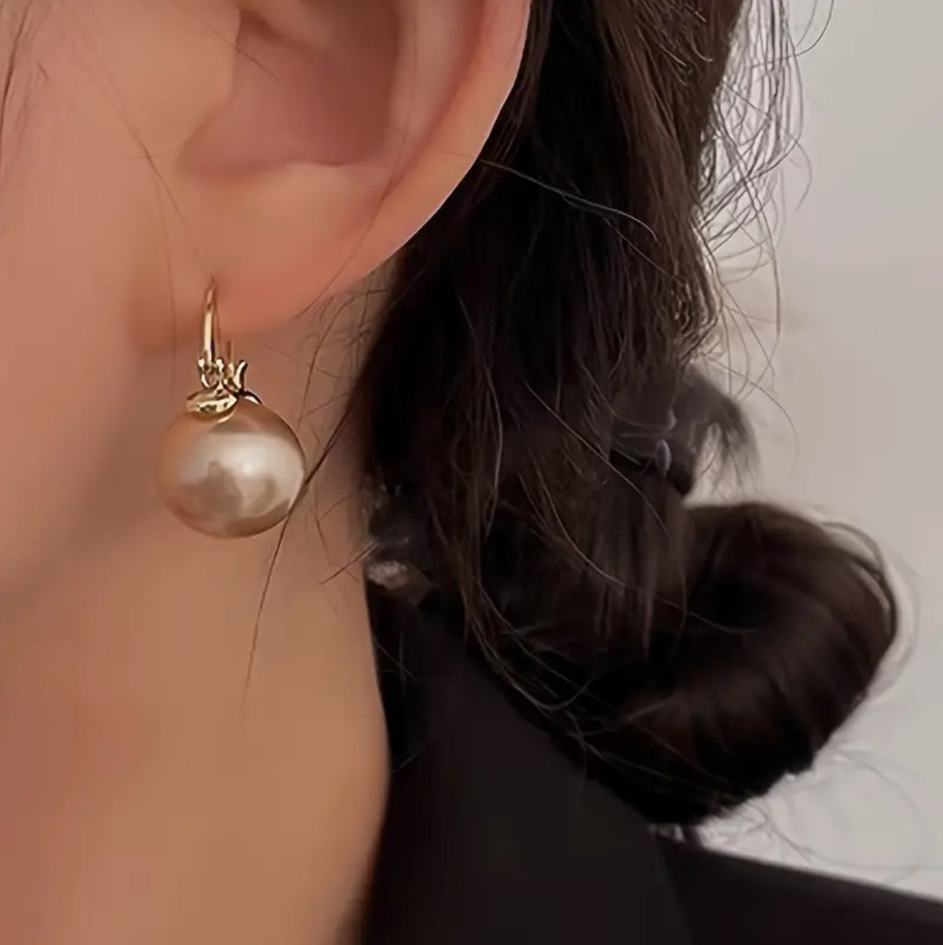 Pearl Ear studs - AJES0019