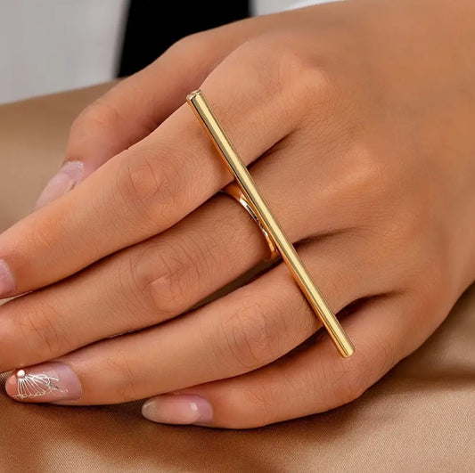 MODERN CHIC STYLE RING