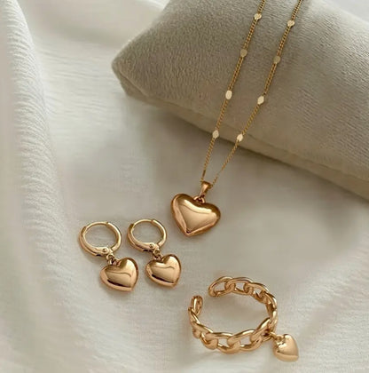 16k Gold Plated Love Pendant Set - AJP0009