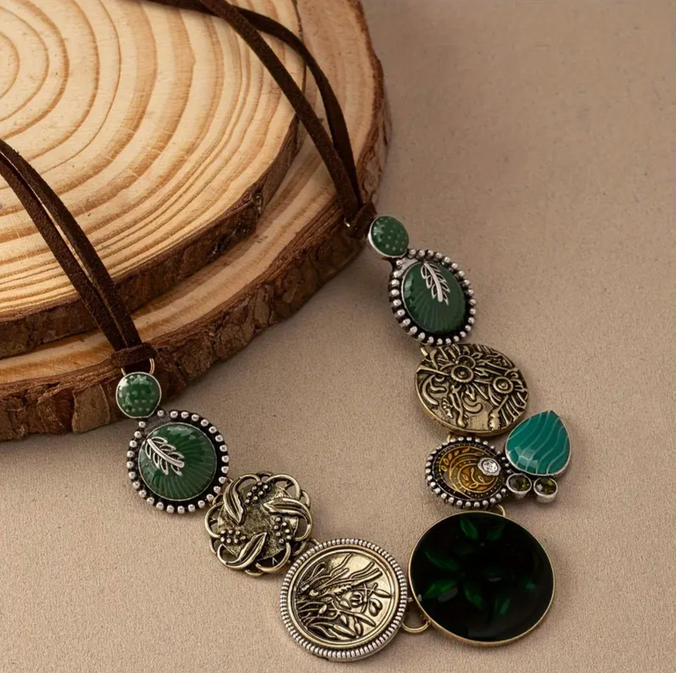 FRENCH FLORAL & GRASS NECKLACE SET