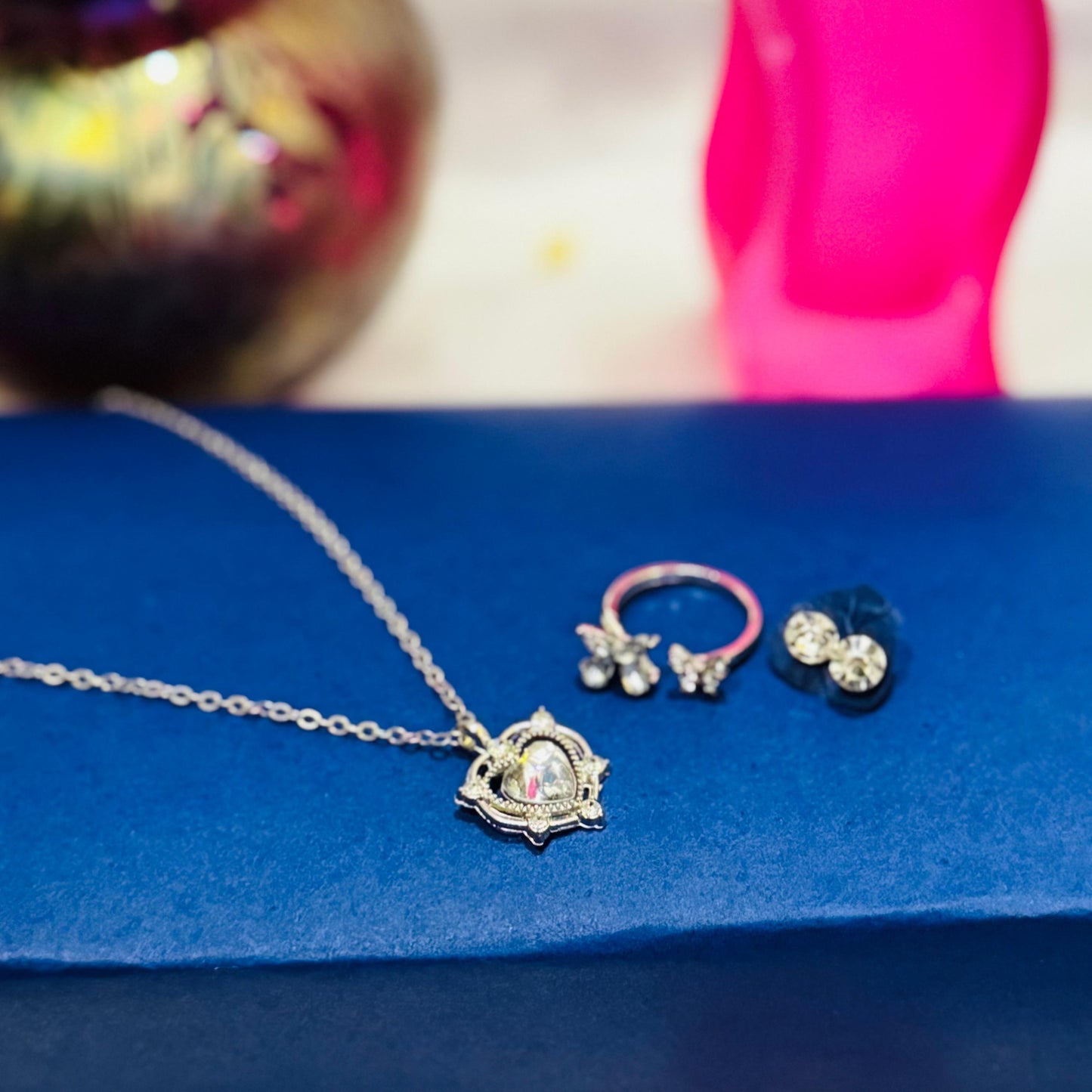 LOCK HEART PENDANT SET - AJPD0004