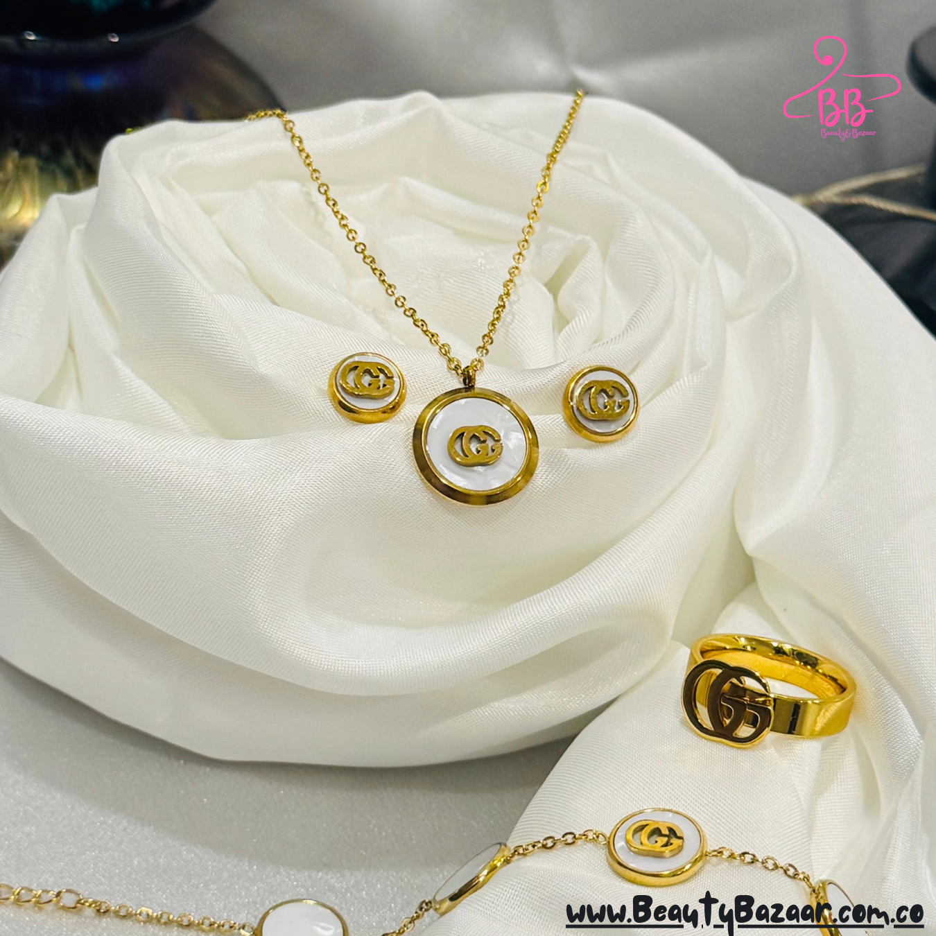 16k Gold Plated Pendant Set - AJP0040