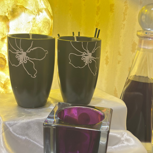 SCENTED CANDLES -BLACK AMBER - SC00023