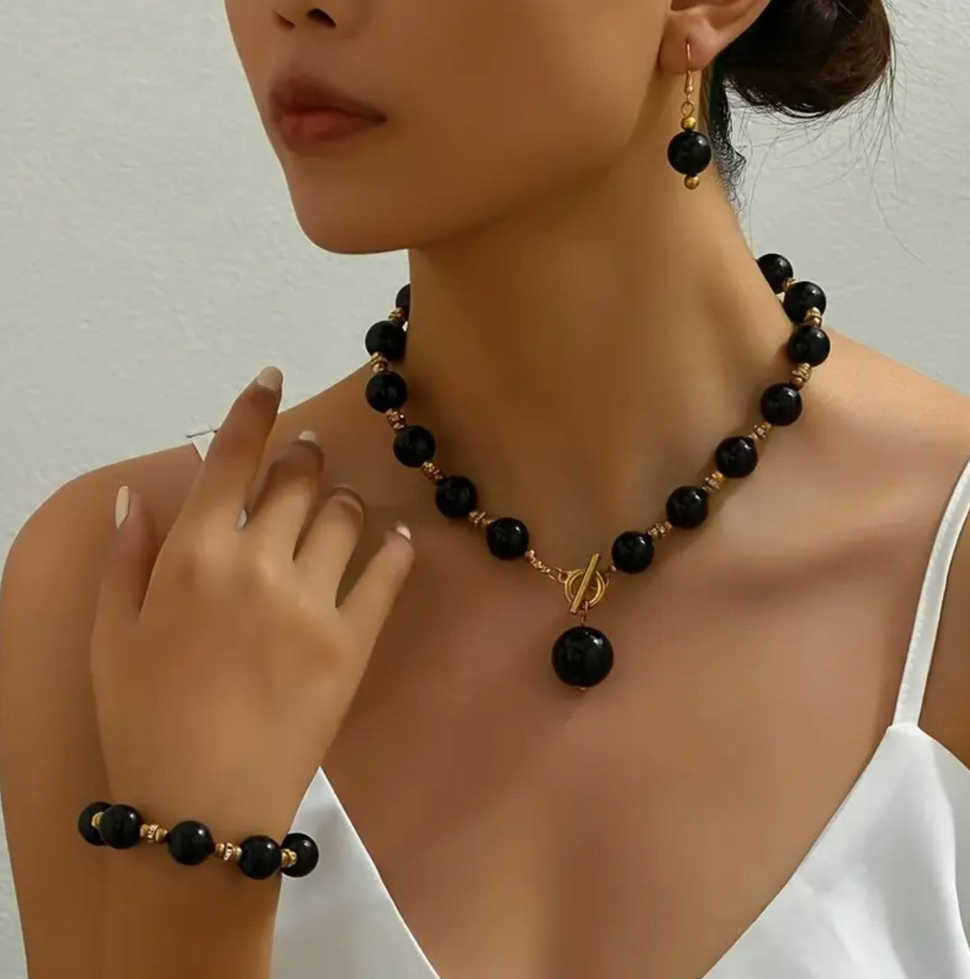 Faux Pearl Necklace Set - AJN0011