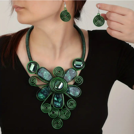 EMERALD BOHEMIAN NECKLACE SET